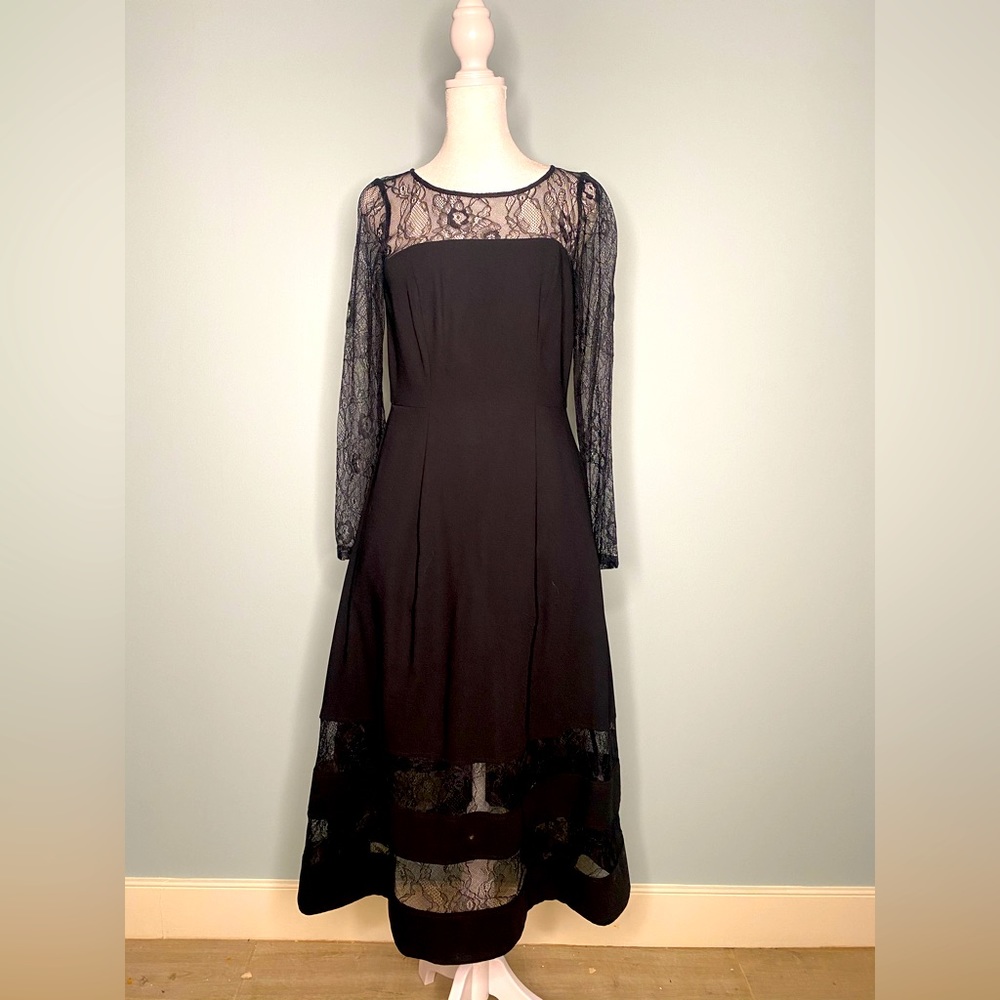 NEW WITH TAGS Aidan Mattox black lace midi cocktail dress.  Size 2
